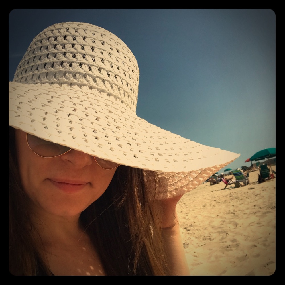 Meet your Posher, Crystal